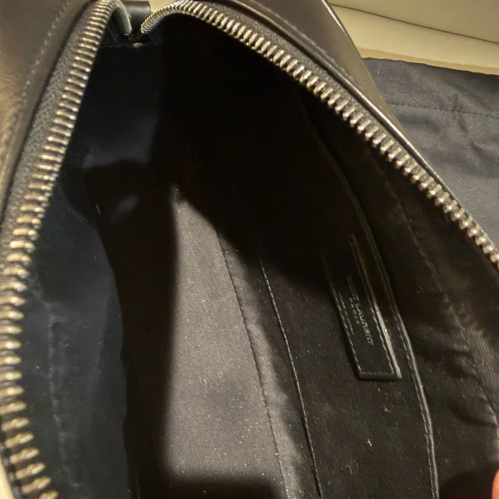 Authentic Saint Laurent Black Quilted Camera Crossbody Bag - Picture 5 of 12